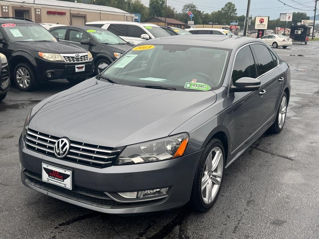 Volkswagen Passat 4dr Sdn 2.0L Manual TDI SE 2013