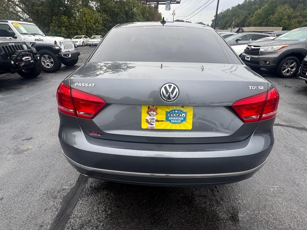 Volkswagen Passat 4dr Sdn 2.0L Manual TDI SE 2013
