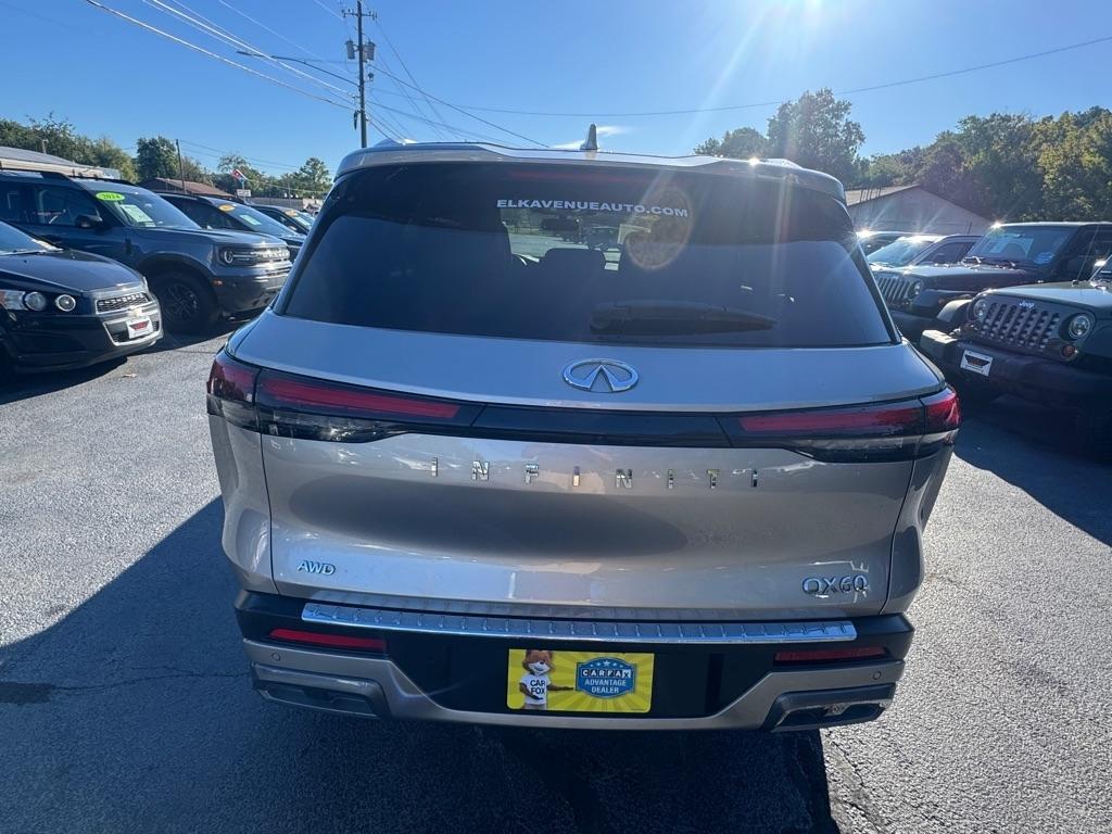 Infiniti QX60 LUXE AWD 2022