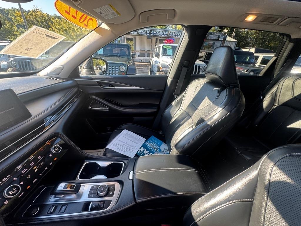 Infiniti QX60 LUXE AWD 2022