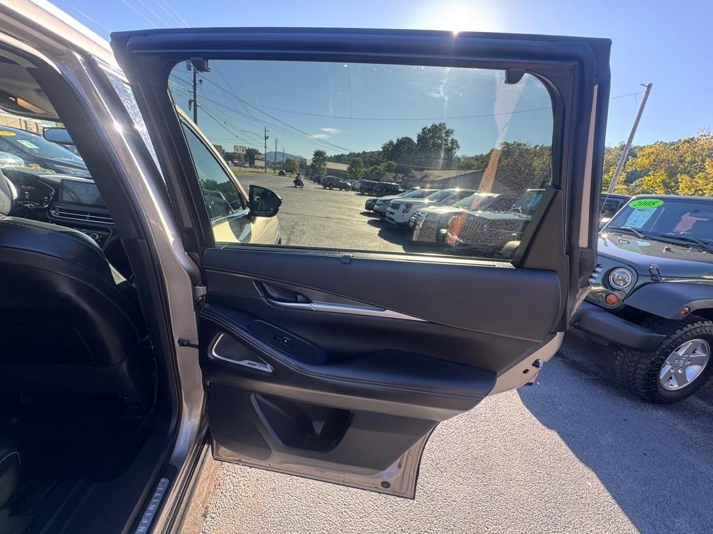 Infiniti QX60 LUXE AWD 2022