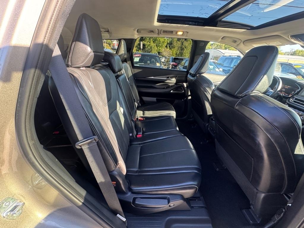 Infiniti QX60 LUXE AWD 2022