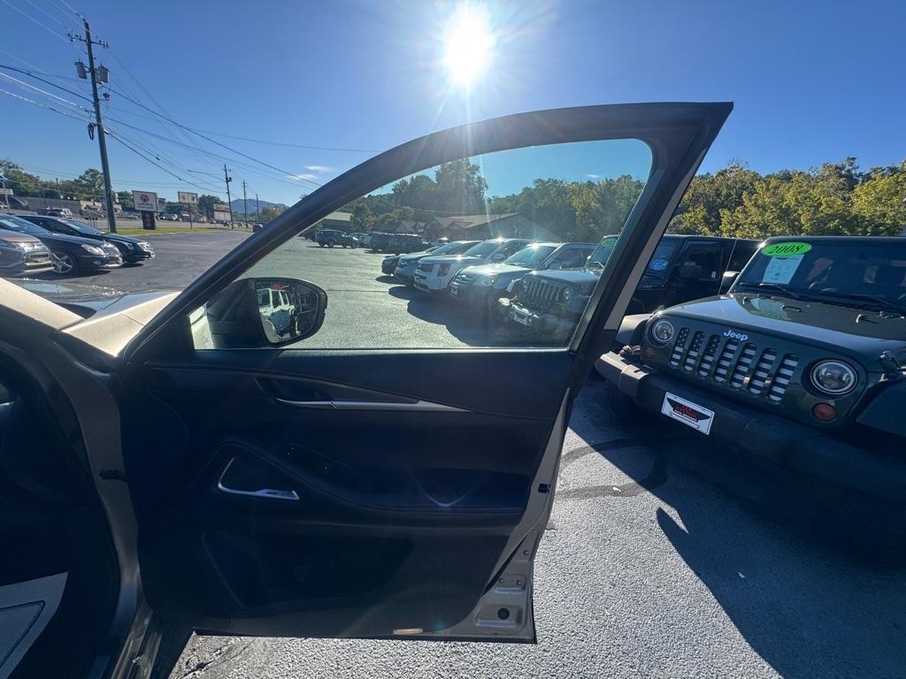 Infiniti QX60 LUXE AWD 2022