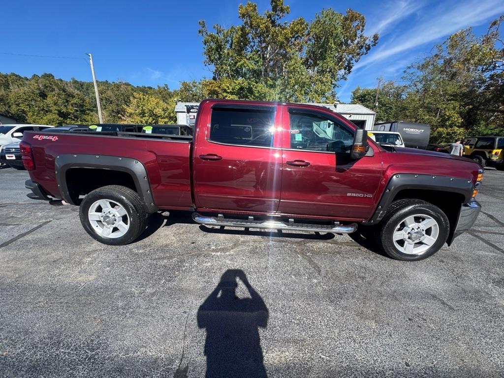 Chevrolet Silverado 2500HD 4WD Crew Cab 153" LT 2017