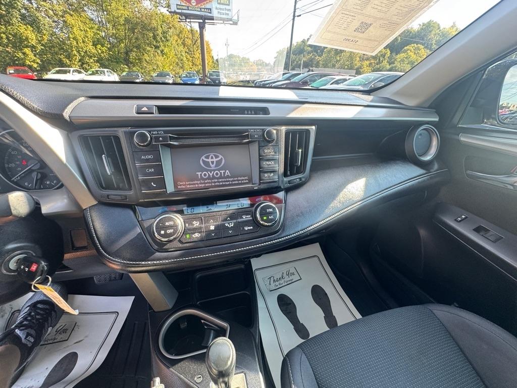 Toyota RAV4 XLE AWD (Natl) 2018