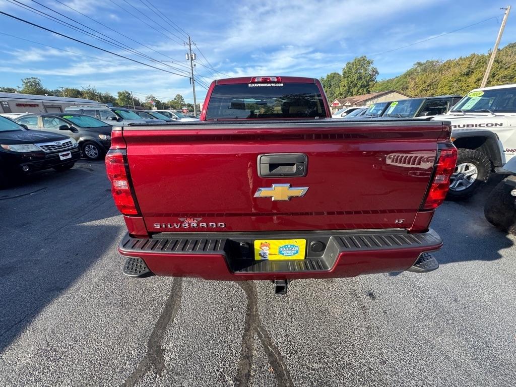Chevrolet Silverado 1500 4WD Crew Cab 143.5" LT w/2LT 2017