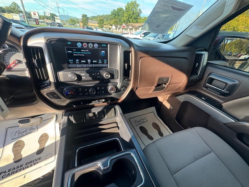 Chevrolet Silverado 1500 4WD Crew Cab 143.5" LT w/2LT 2017