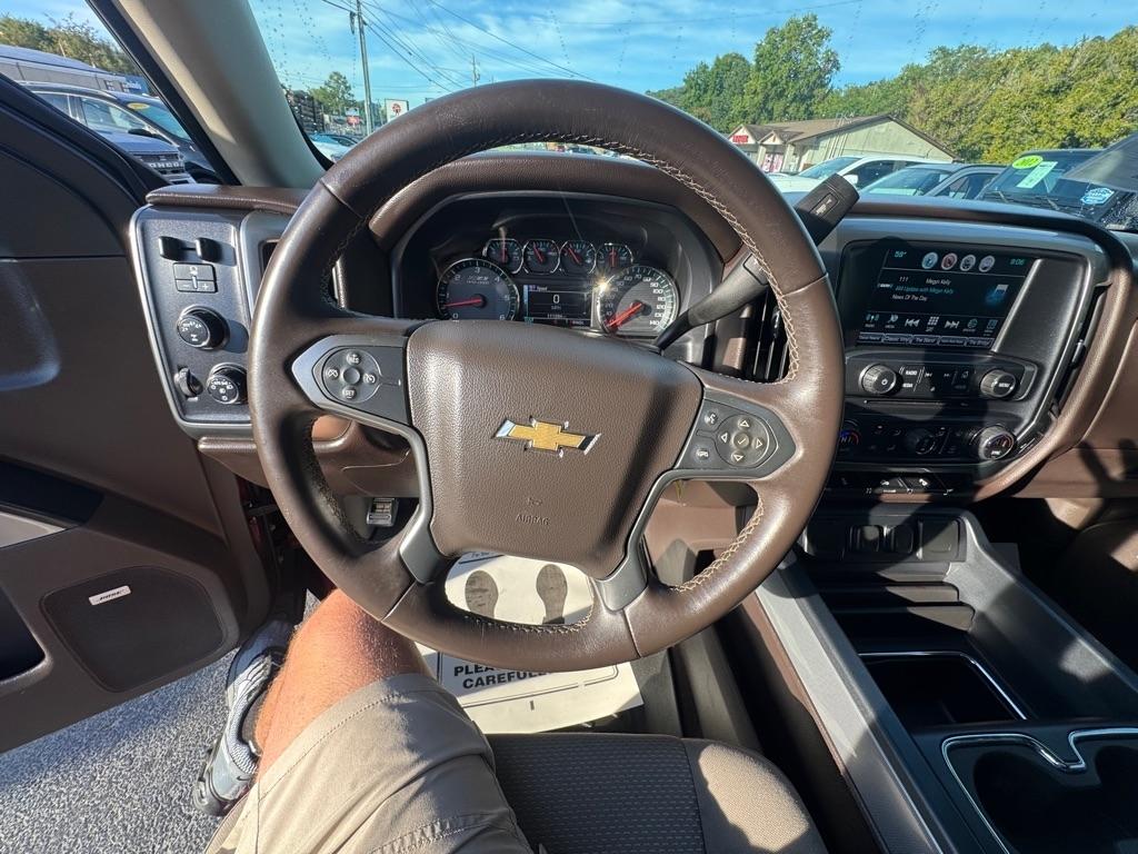 Chevrolet Silverado 1500 4WD Crew Cab 143.5" LT w/2LT 2017