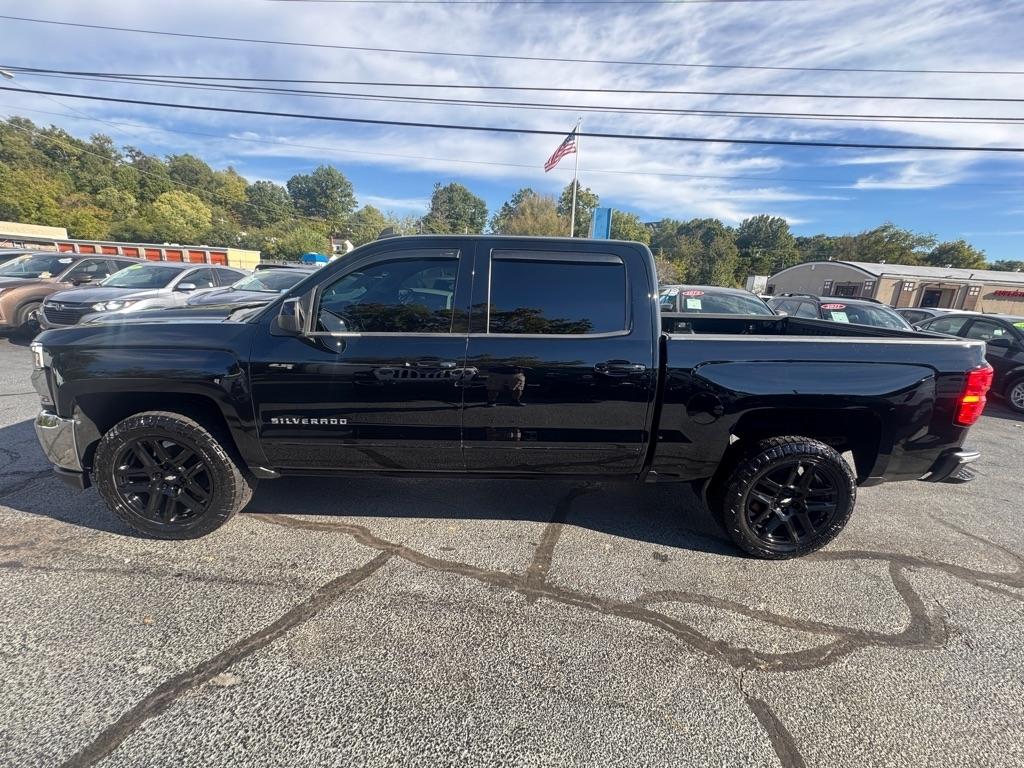 Chevrolet Silverado 1500 4WD Crew Cab 143.5" LT w/1LT 2018