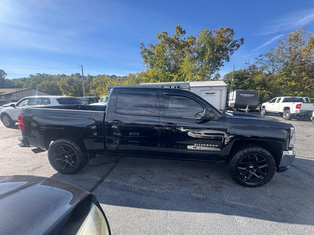 Chevrolet Silverado 1500 4WD Crew Cab 143.5" LT w/1LT 2018