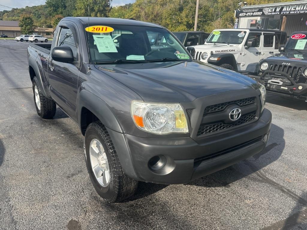 Toyota Tacoma 4WD Reg I4 MT (Natl) 2011