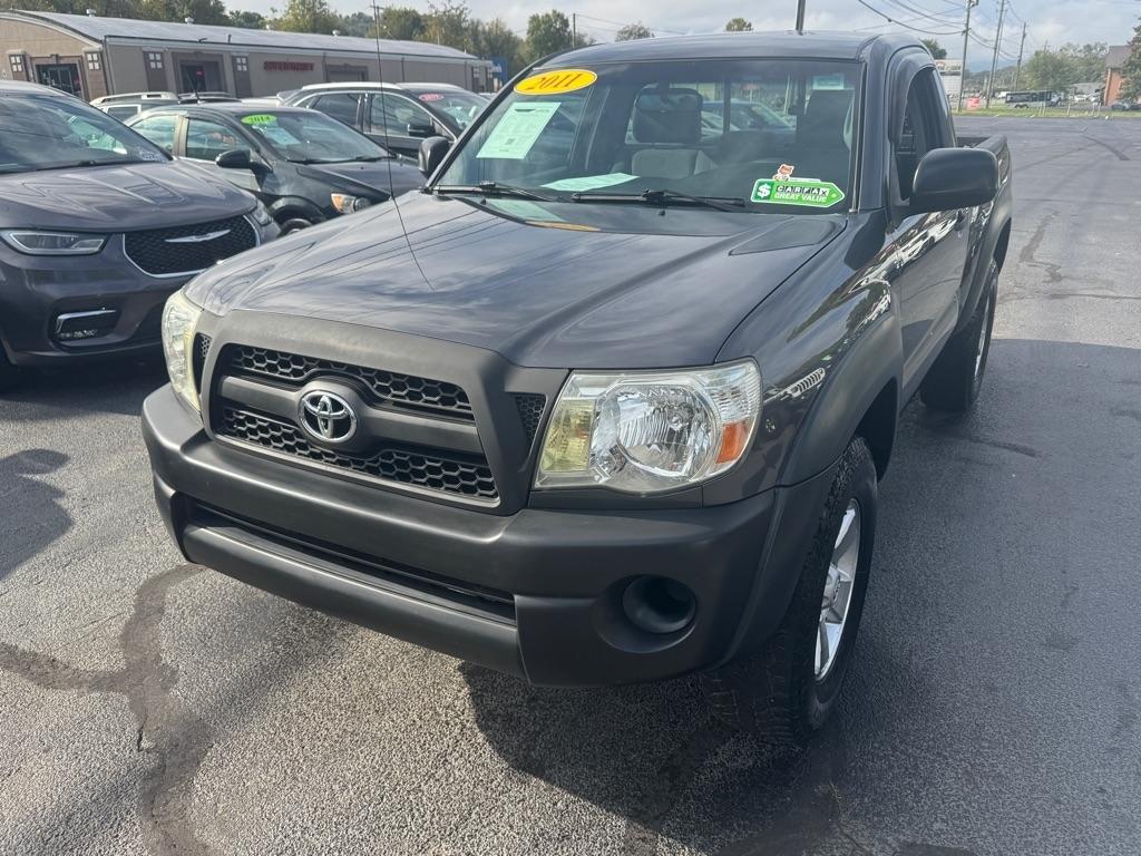 Toyota Tacoma 4WD Reg I4 MT (Natl) 2011