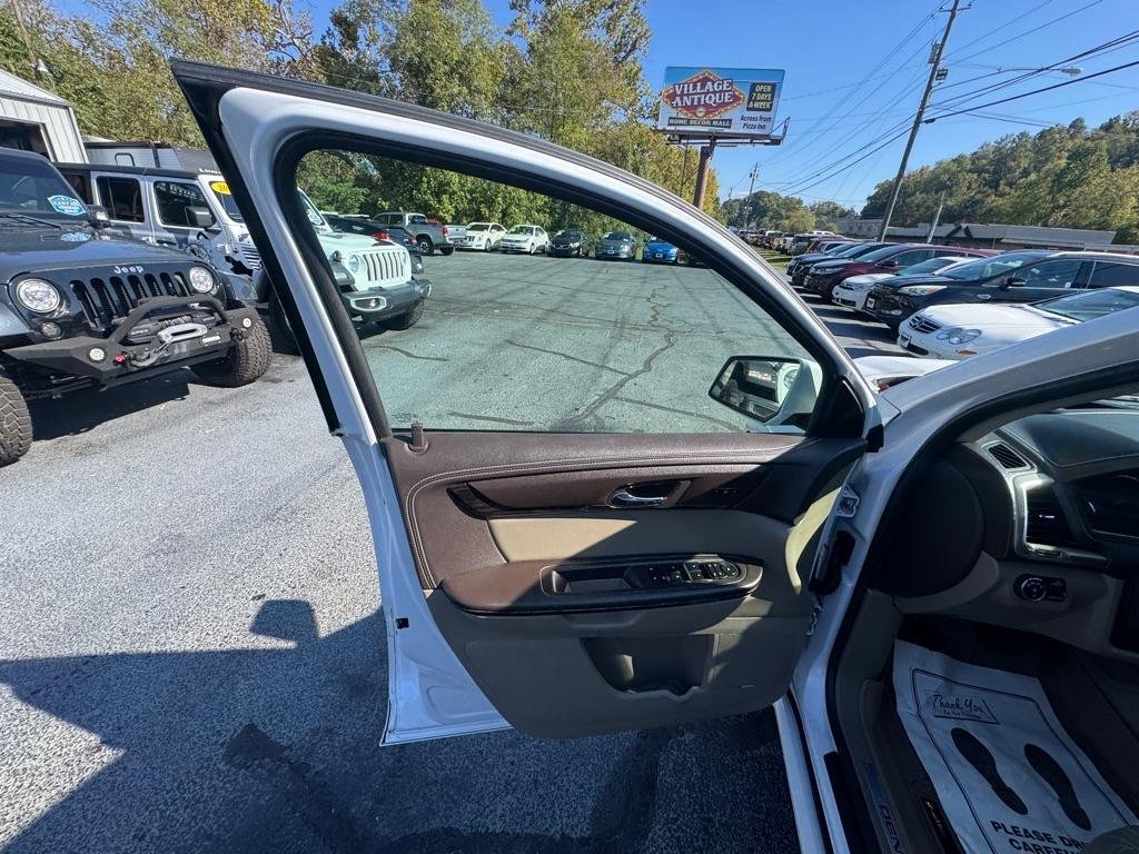 GMC Acadia AWD 4dr Denali 2016