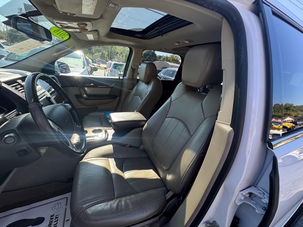 GMC Acadia AWD 4dr Denali 2016
