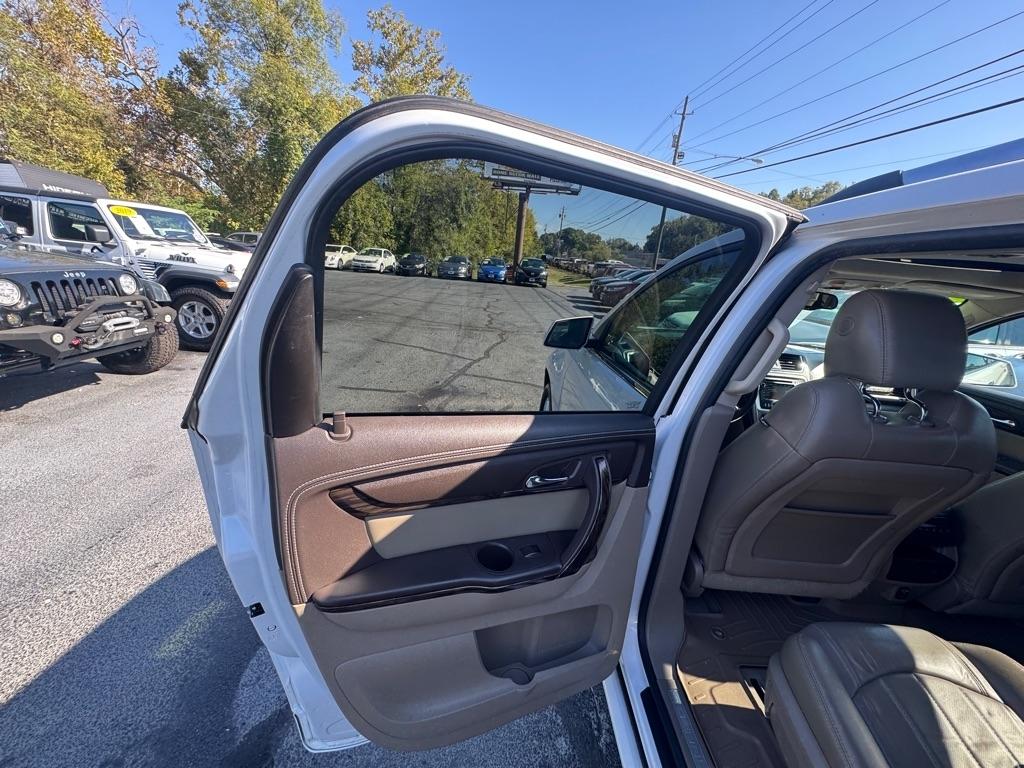 GMC Acadia AWD 4dr Denali 2016