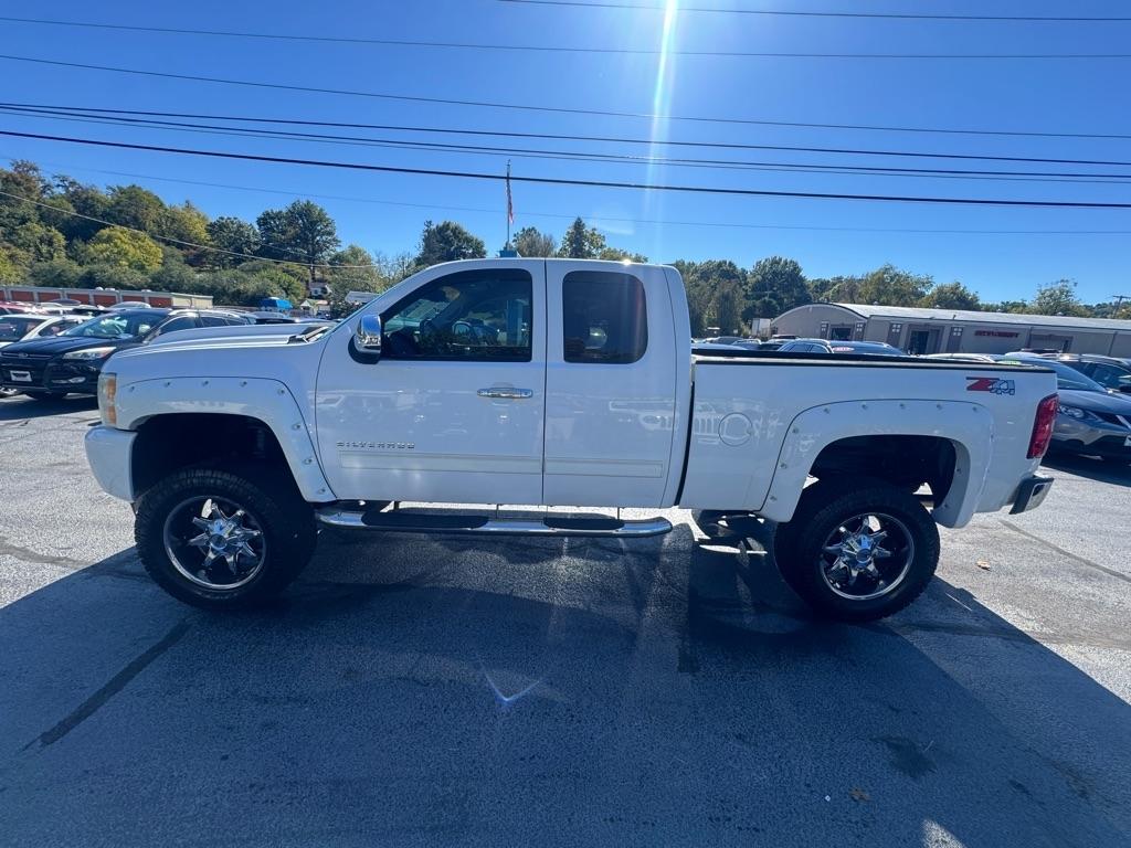 Chevrolet Silverado 1500 4WD Ext Cab 143.5" LT 2013