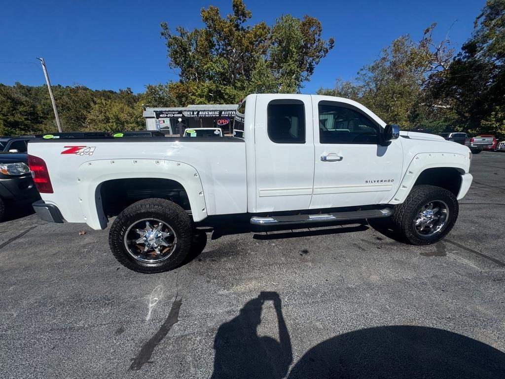 Chevrolet Silverado 1500 4WD Ext Cab 143.5" LT 2013