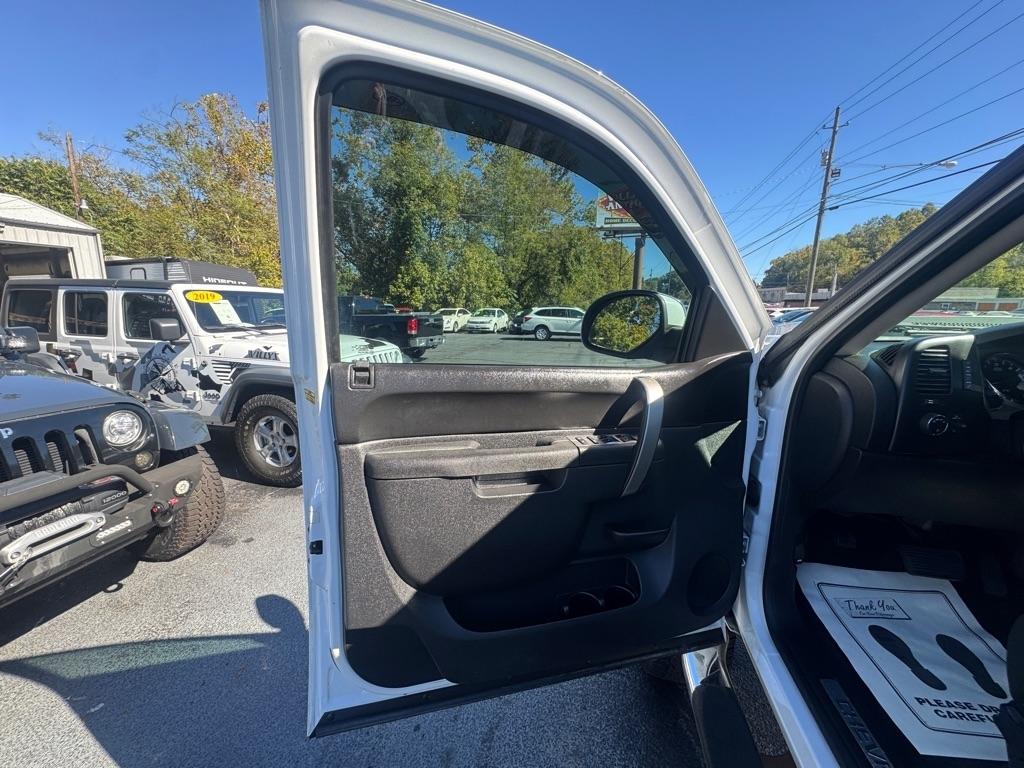 Chevrolet Silverado 1500 4WD Ext Cab 143.5" LT 2013