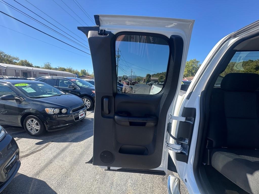 Chevrolet Silverado 1500 4WD Ext Cab 143.5" LT 2013