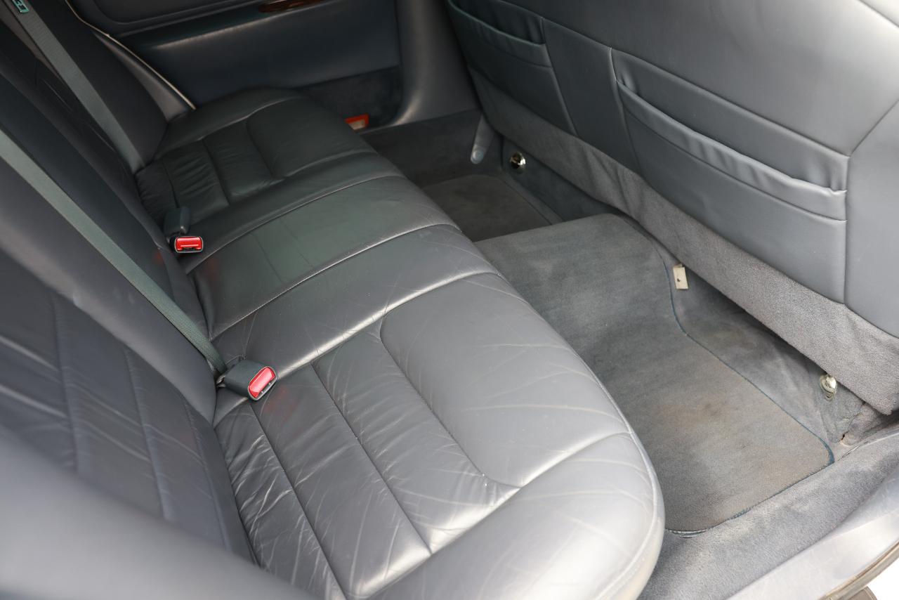 Lincoln Town Car Executive Limo 1999