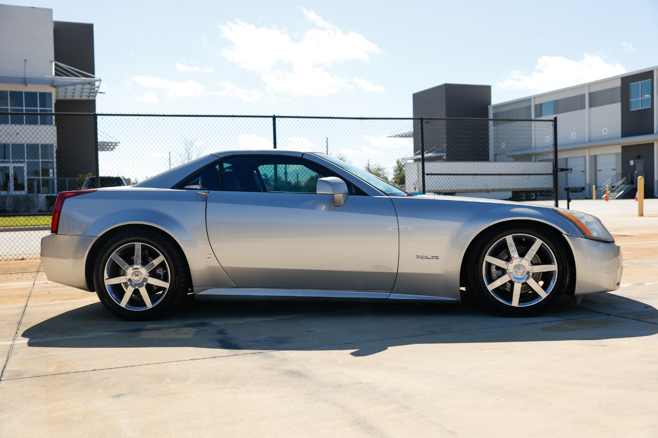 Cadillac XLR 2dr Convertible 2008