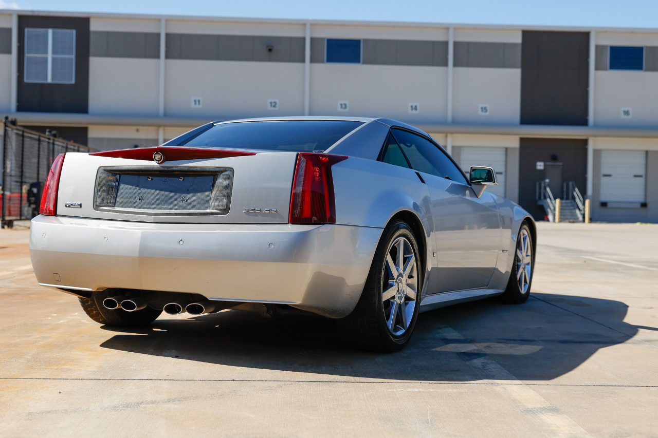 Cadillac XLR 2dr Convertible 2008