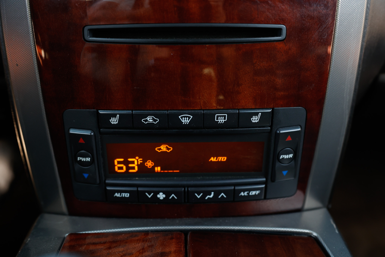 Cadillac XLR 2dr Convertible 2008