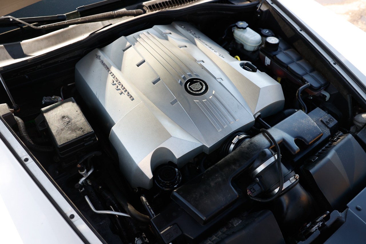 Cadillac XLR 2dr Convertible 2008