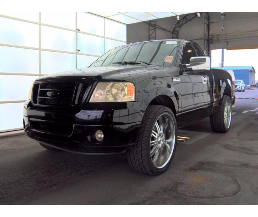 2007 Ford F-150 photo 2