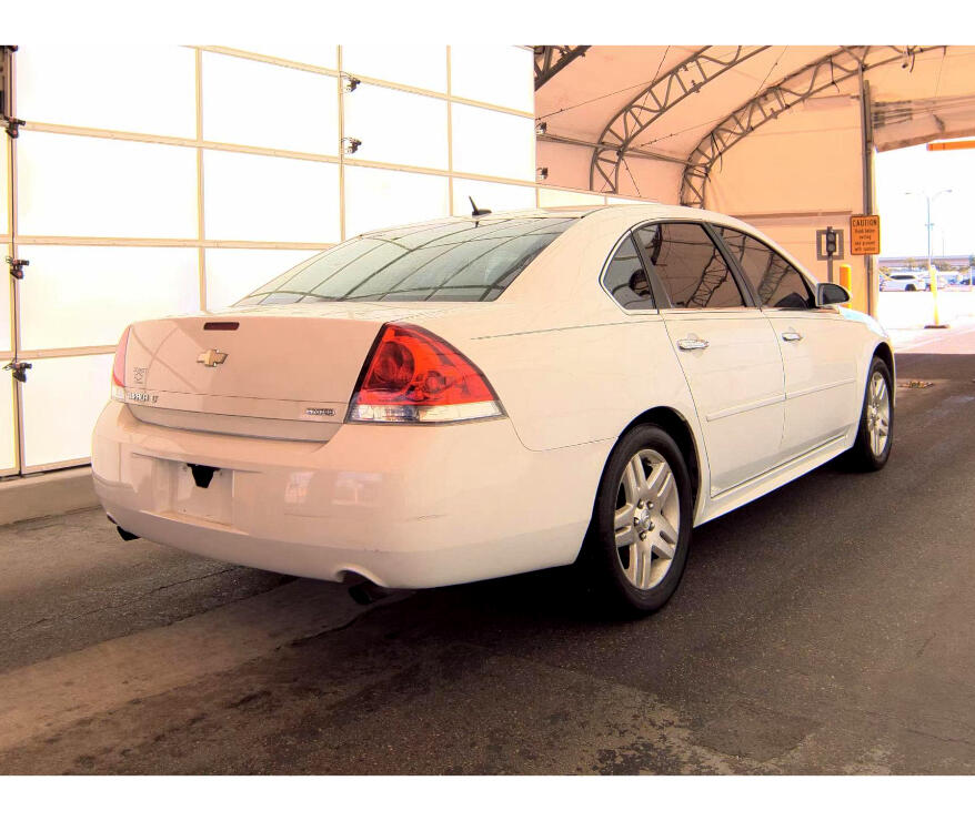 2014 Chevrolet Impala Limited Fleet photo 2