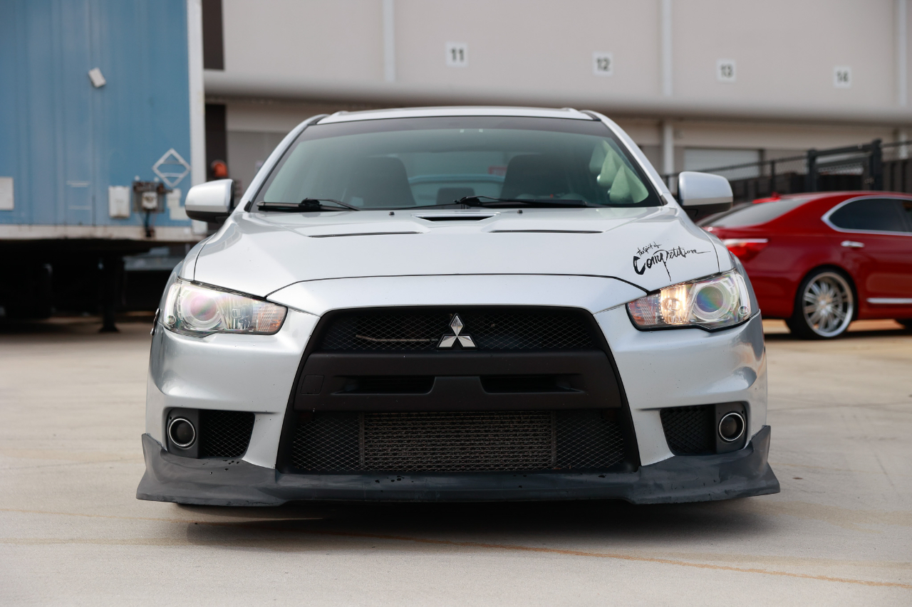 Mitsubishi Lancer Evolution  2012