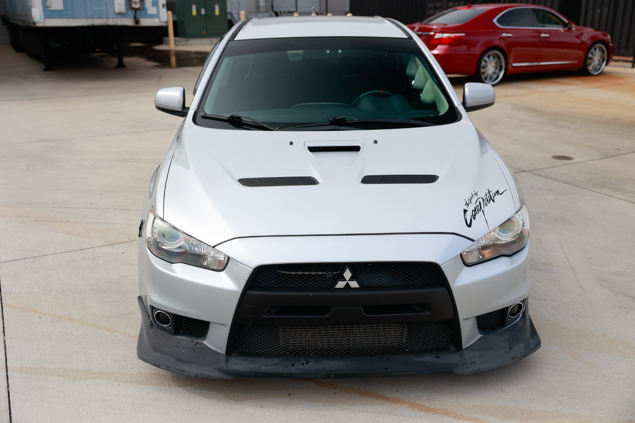 Mitsubishi Lancer Evolution  2012