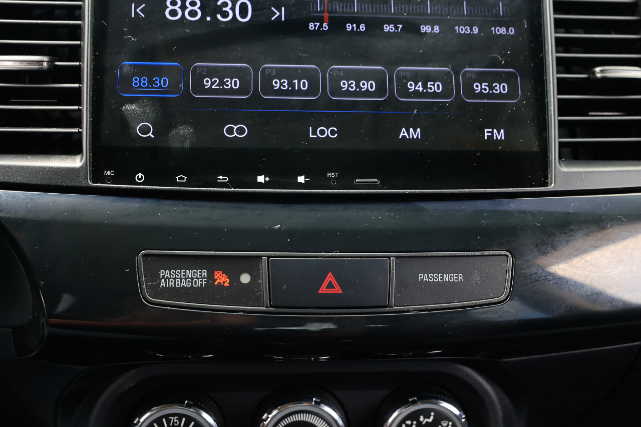 Mitsubishi Lancer Evolution  2012