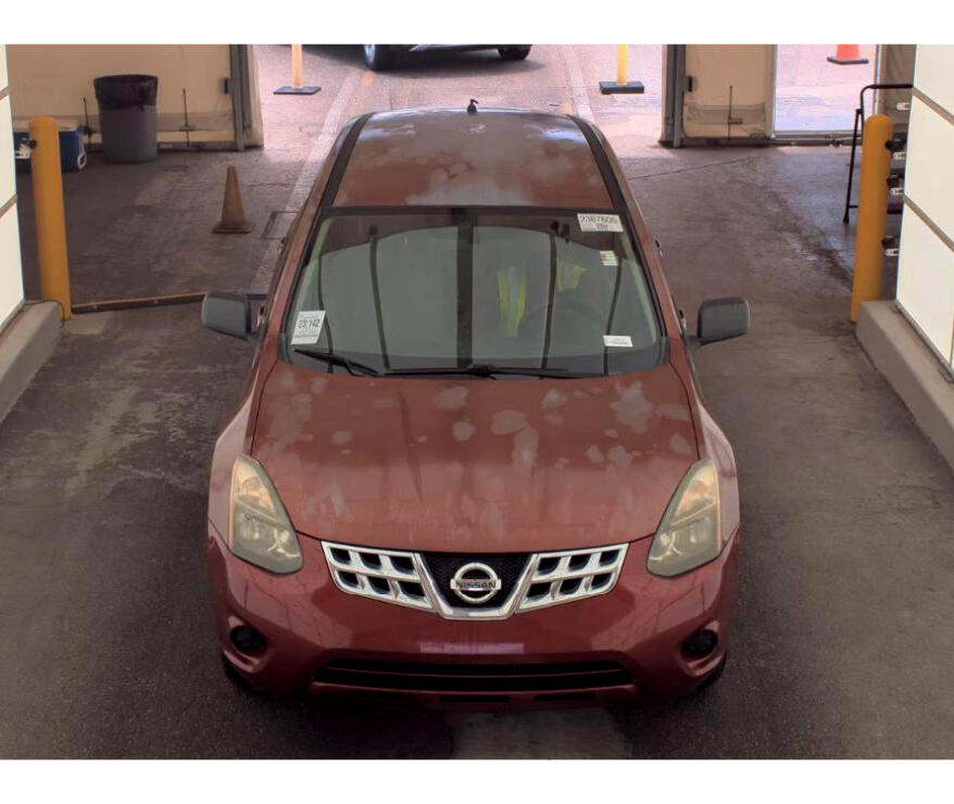 2014 Nissan Rogue Select S photo 4
