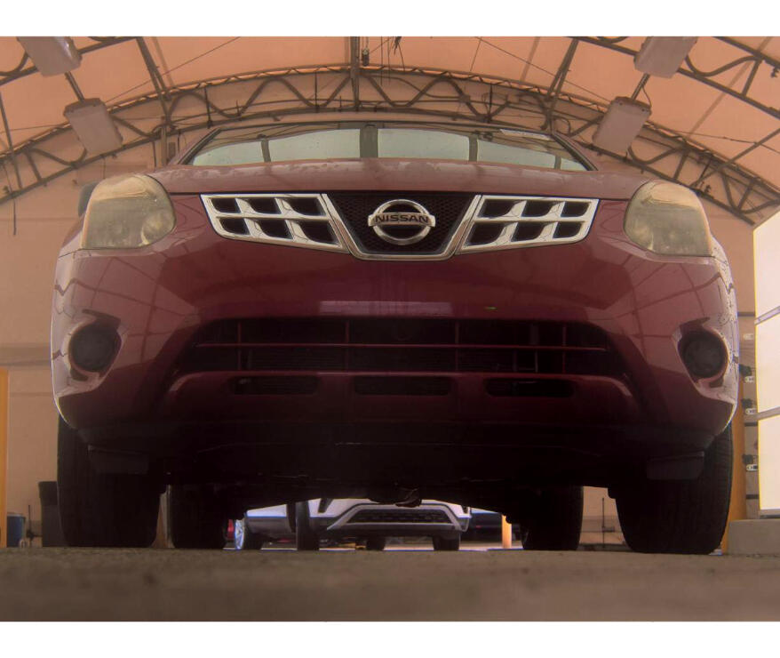 2014 Nissan Rogue Select S photo 5