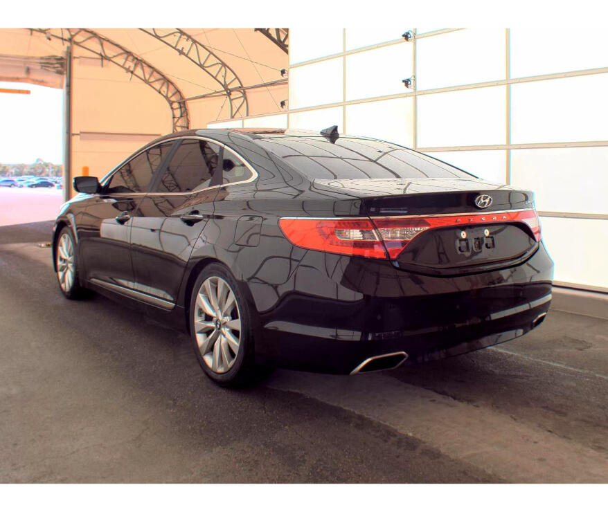 2016 Hyundai Azera Limited photo 4