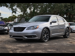 2014 Chrysler 200 