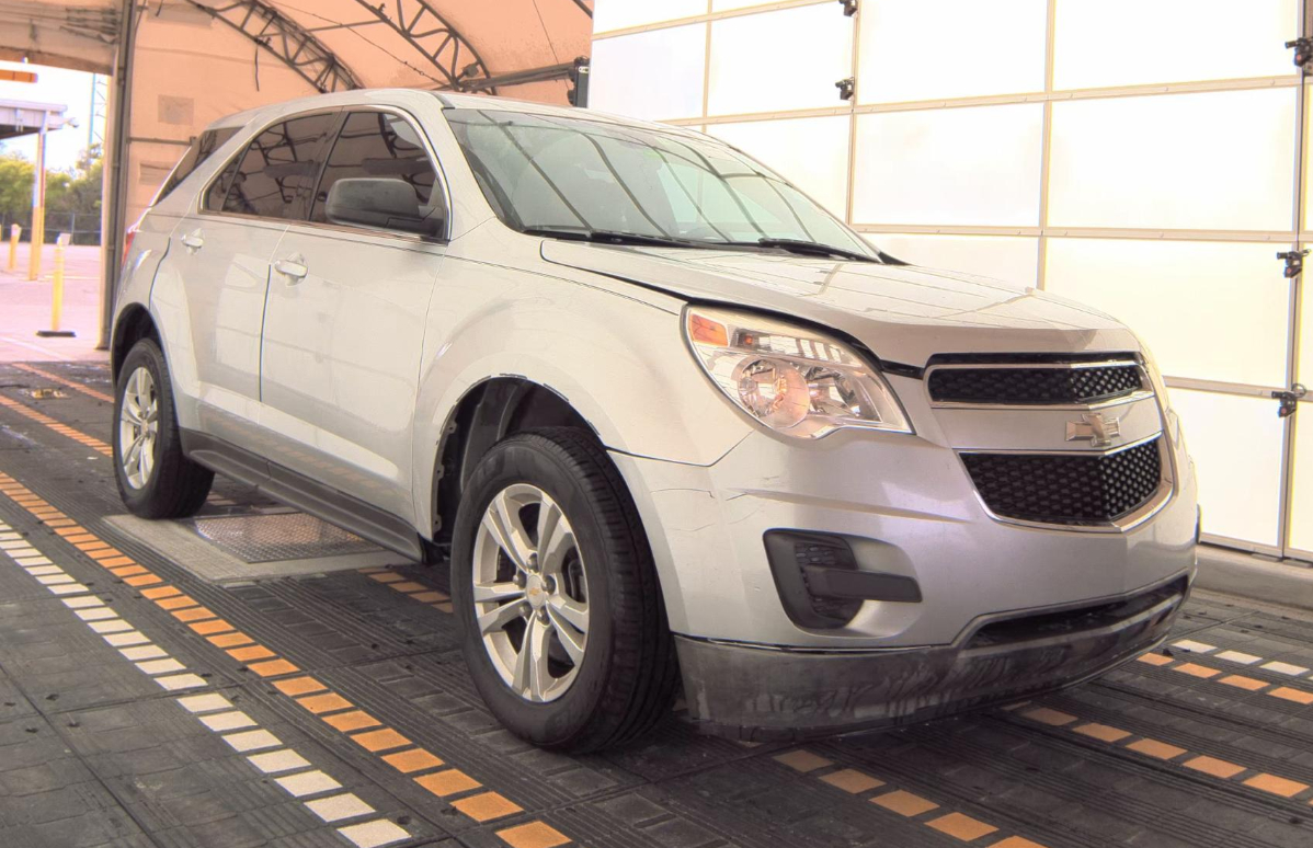 2014 Chevrolet Equinox LS photo 3