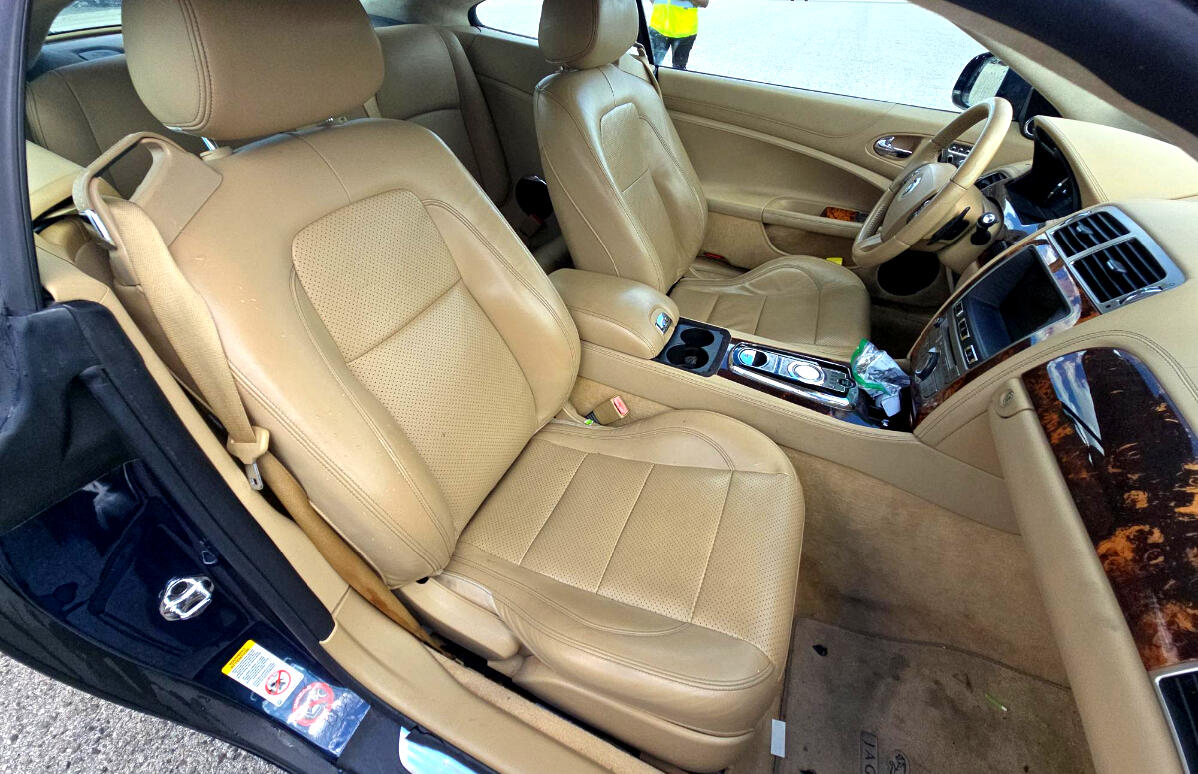 2010 Jaguar XK XKR Portfolio photo 8