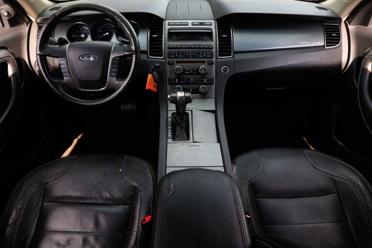 Ford Taurus SEL 2012 Ford Taurus SEL 2012