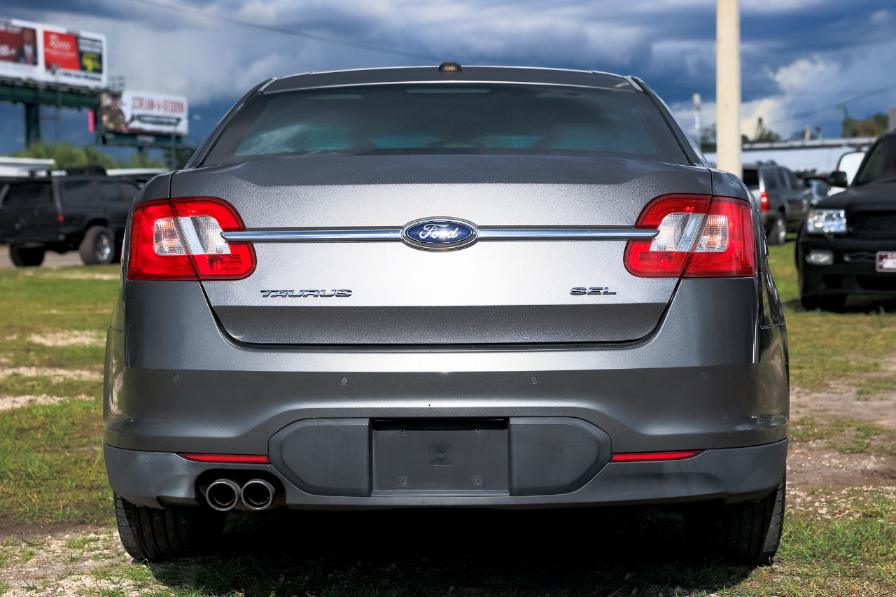 Ford Taurus SEL 2012 Ford Taurus SEL 2012