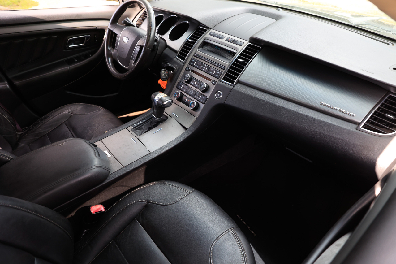 Ford Taurus SEL 2012 Ford Taurus SEL 2012