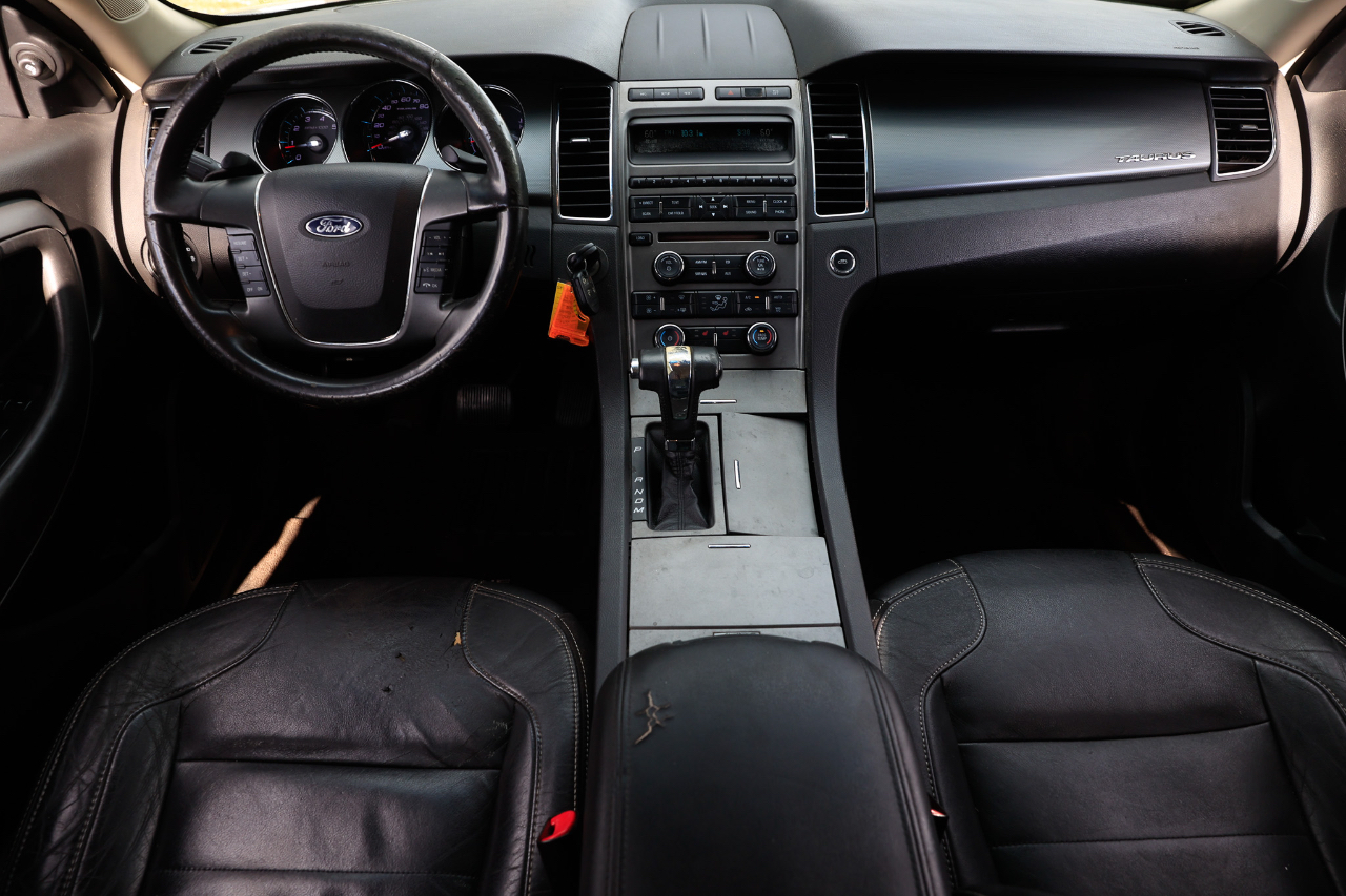 Ford Taurus SEL 2012 Ford Taurus SEL 2012