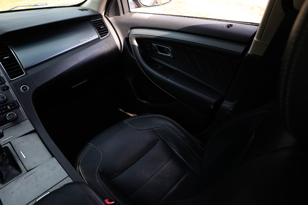 Ford Taurus SEL 2012 Ford Taurus SEL 2012