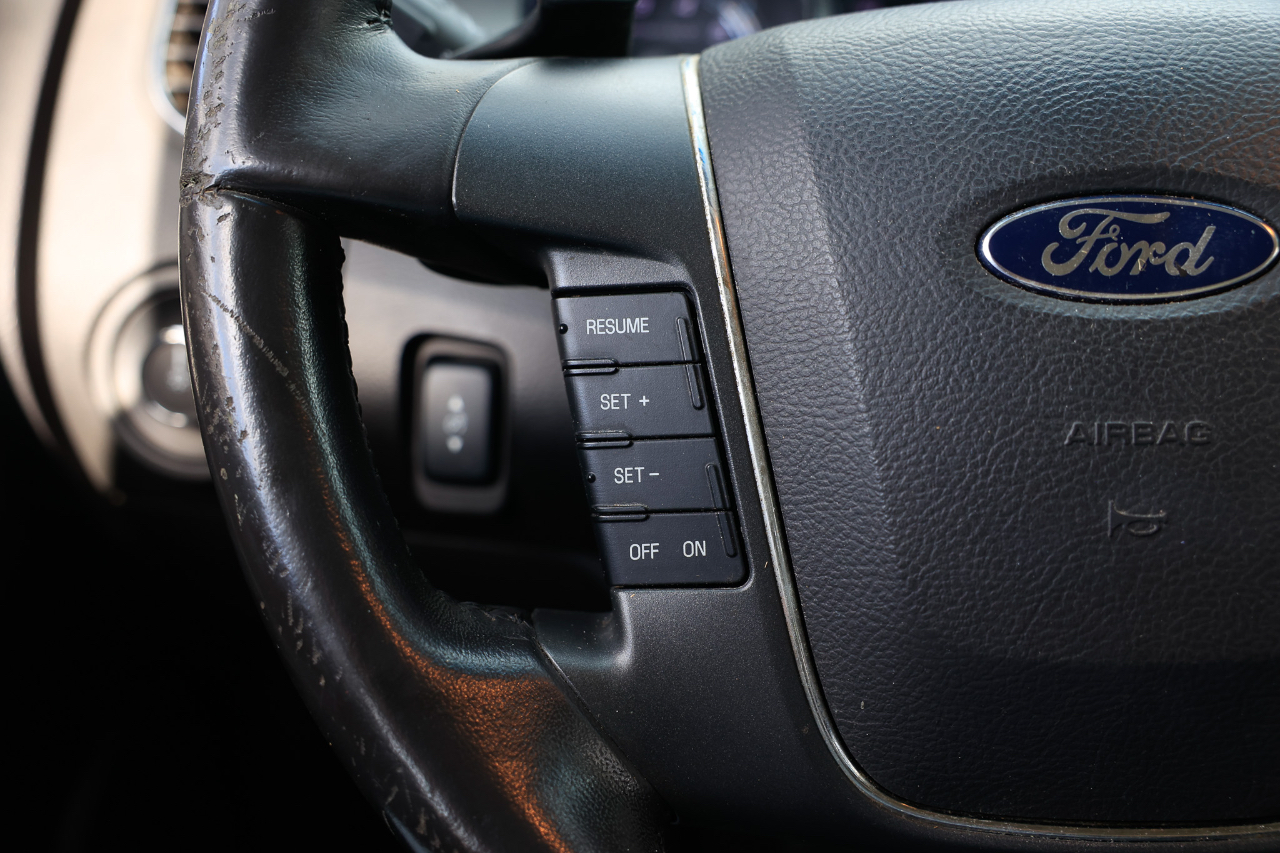 Ford Taurus SEL 2012 Ford Taurus SEL 2012