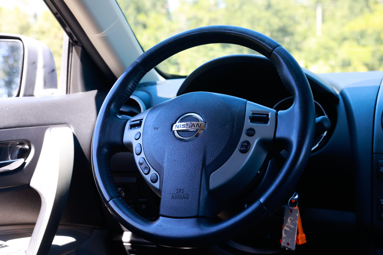 Nissan Rogue  2010 Nissan Rogue  2010