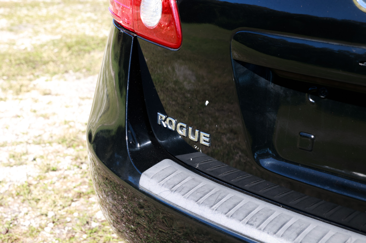 Nissan Rogue  2010 Nissan Rogue  2010