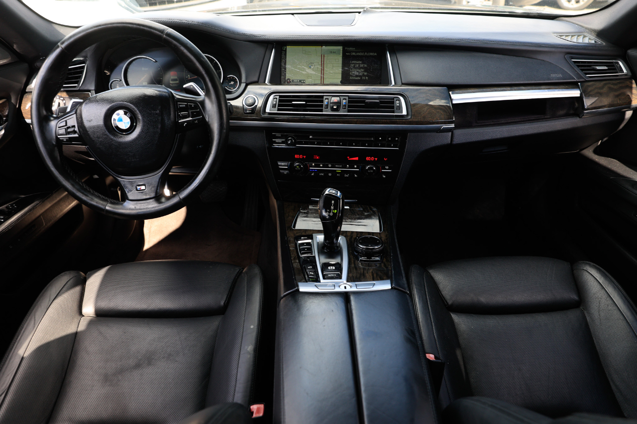 BMW 7 Series 750Li 2014 BMW 7 Series 750Li 2014