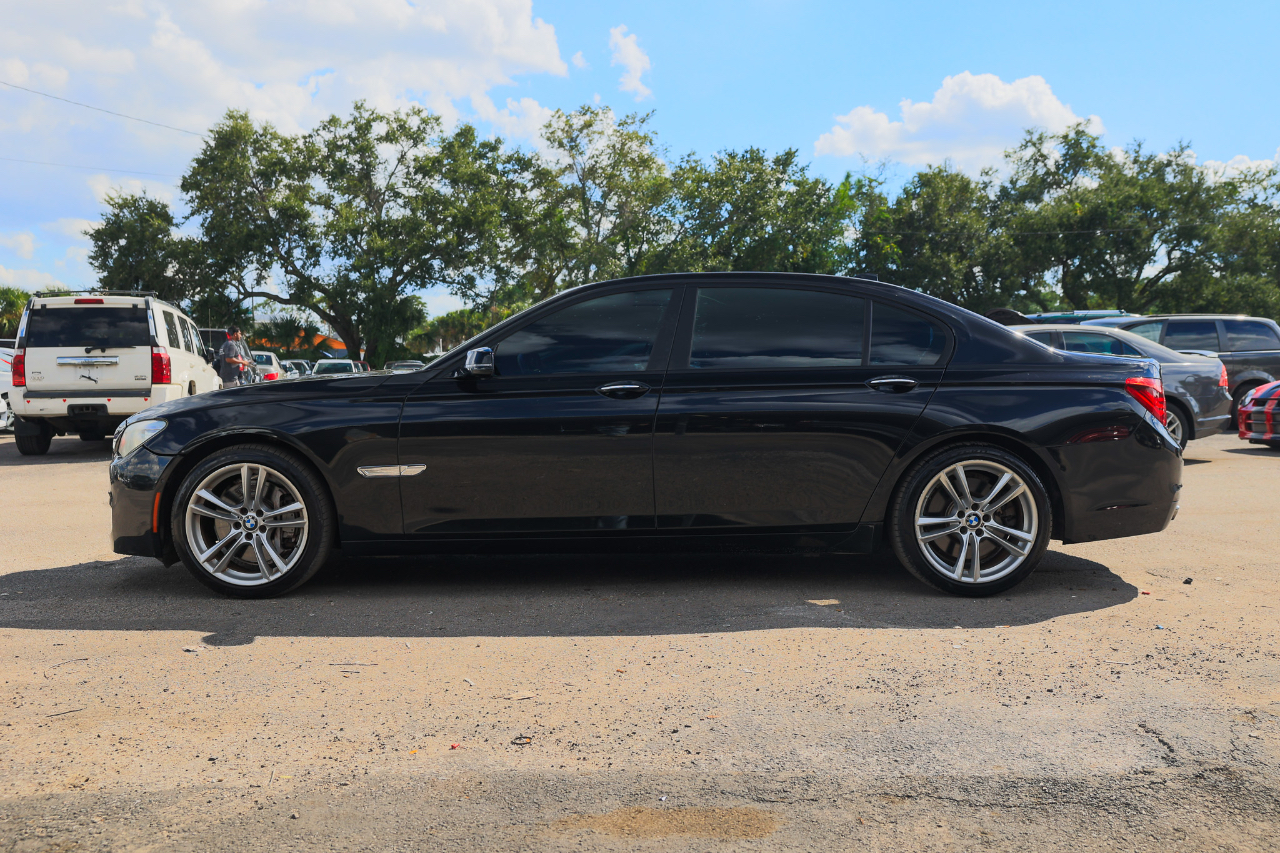 BMW 7 Series 750Li 2014 BMW 7 Series 750Li 2014