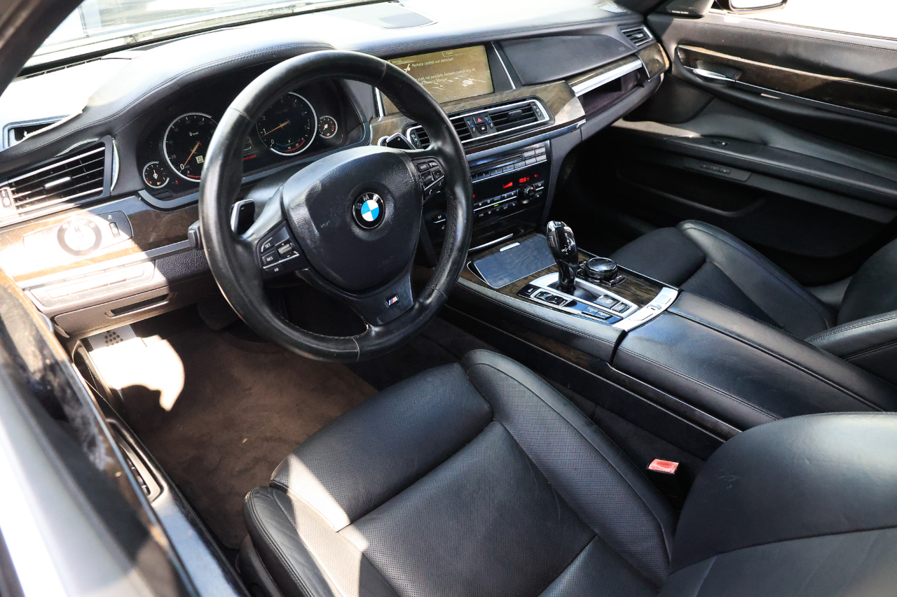 BMW 7 Series 750Li 2014 BMW 7 Series 750Li 2014